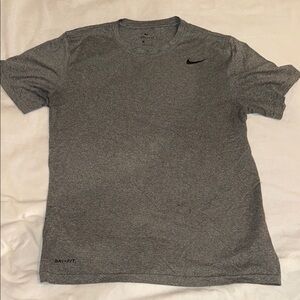 Nike Men's Short Sleeve Gray Tee